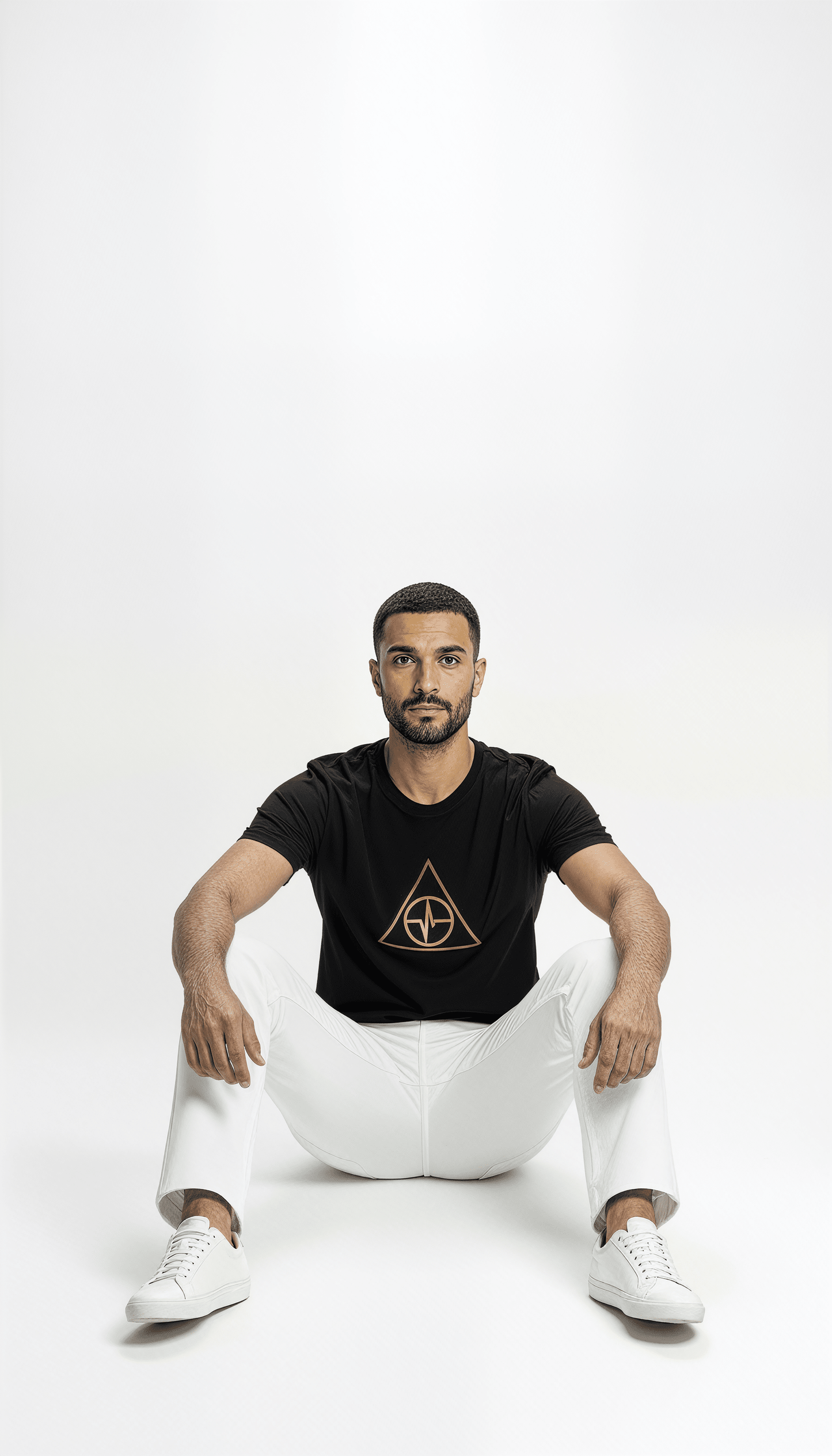 TosinTrio T-Shirt Black & Gold